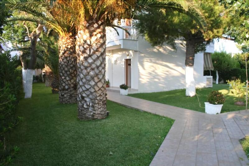 Posidonia Pension Amarynthos Exterior foto