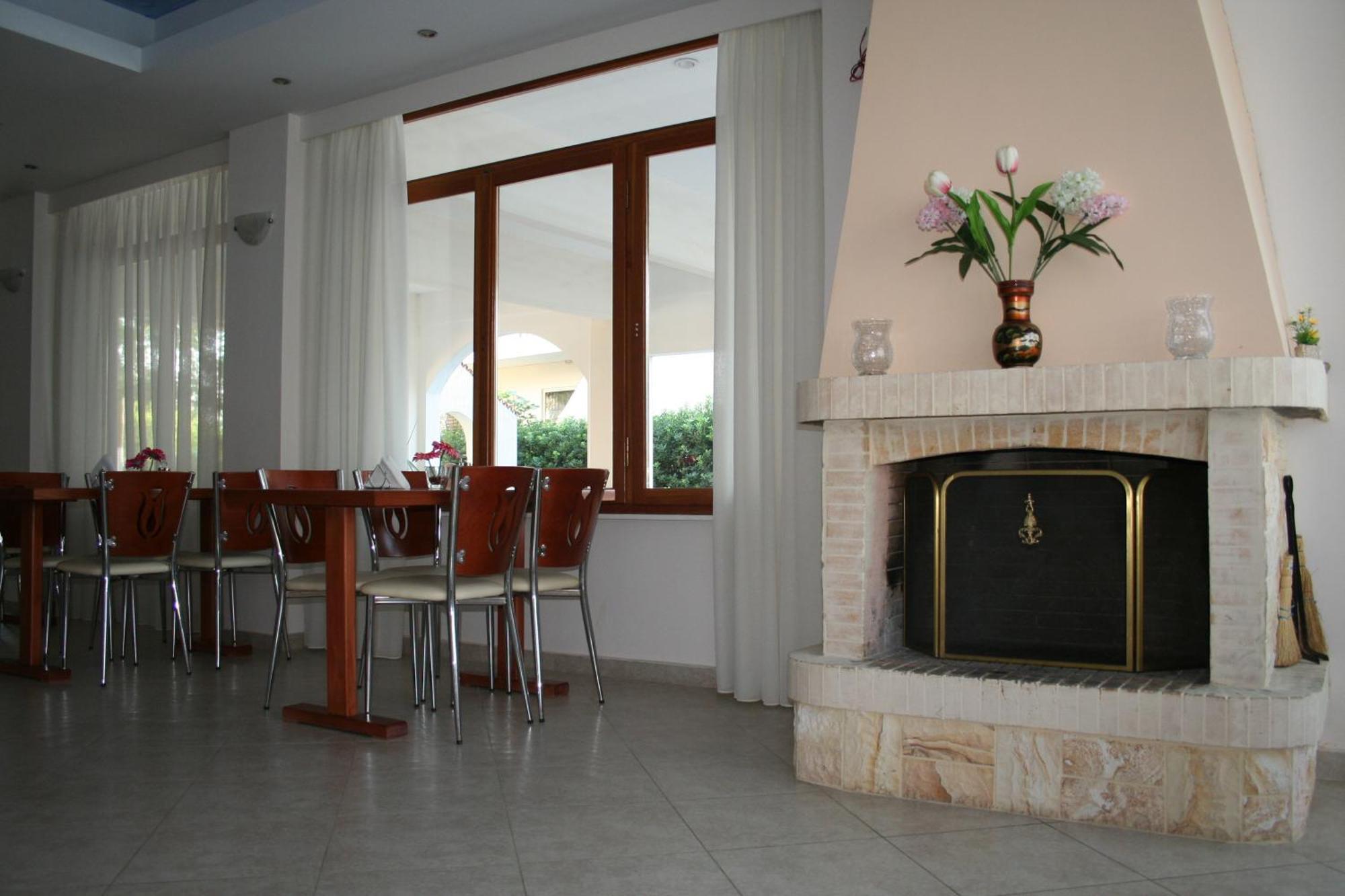 Posidonia Pension Amarynthos Exterior foto
