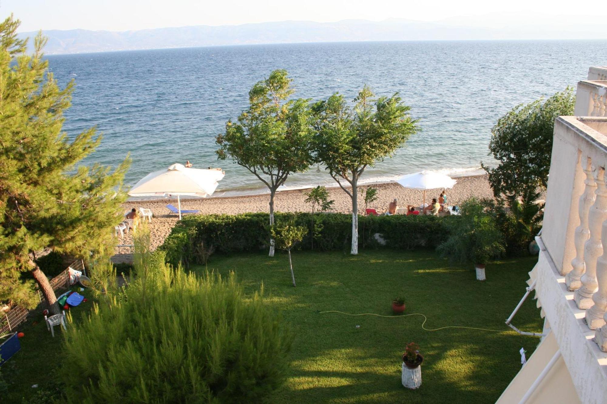 Posidonia Pension Amarynthos Exterior foto